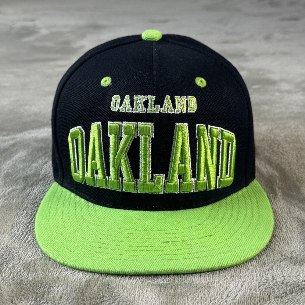 Oakland Hat Cap Snap Back Mens One Size Black Green Bump Cap Headlines